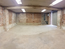 South Nottingham Office to Let - Outside end picture of unit 5b